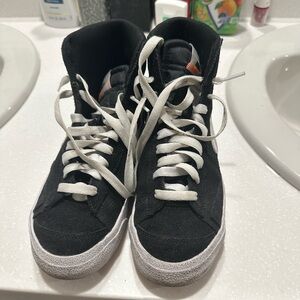 Black Nike Blazers